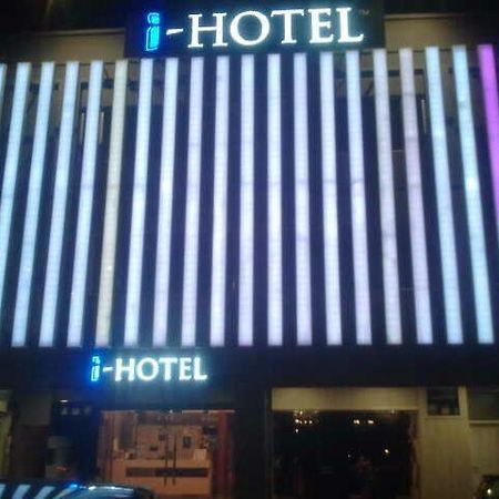 I-Hotel @ Johor Bahru Exterior photo